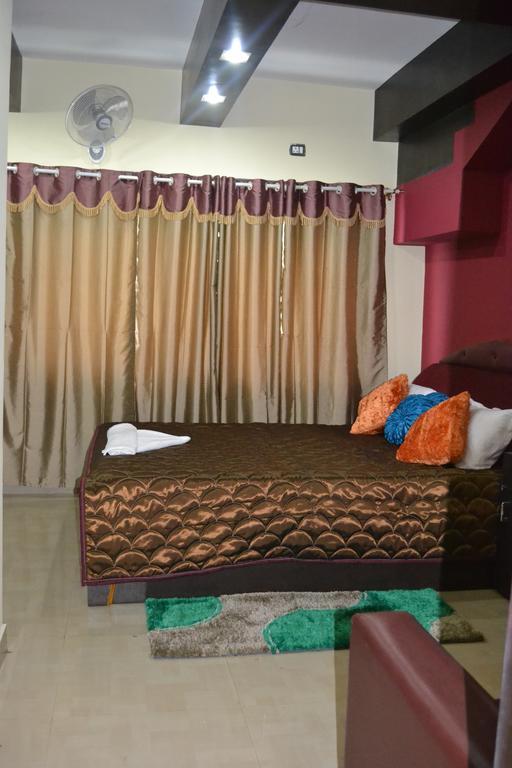 Hotel Kings Gateway Bangalore Ruang foto